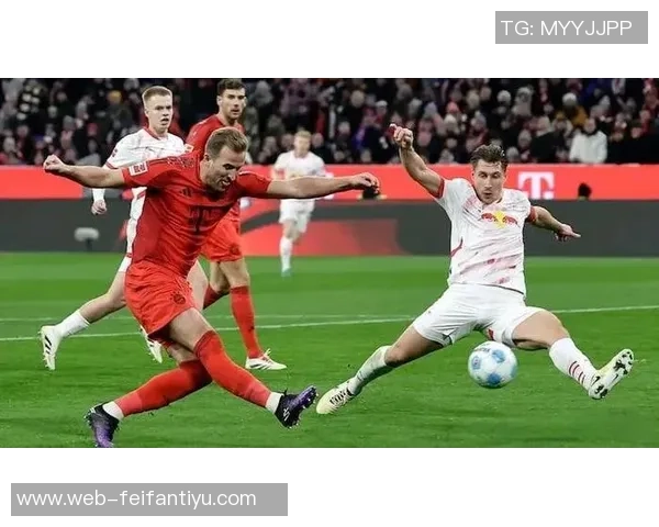 拜仁客战法兰克福海报发布奥利塞带球冲锋全力争胜