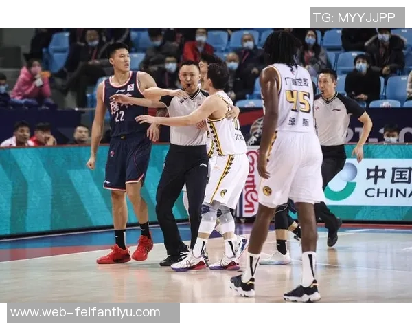 本赛季篮球场均犯规显著增加各队犯规次数从191次跃升至224次