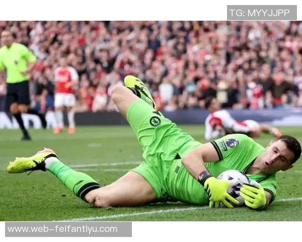 马丁内利欧冠表现惊艳3场打入3球身价飙升至4500万 马丁内利欧冠表现惊艳3场打入3球身价飙升至4500万