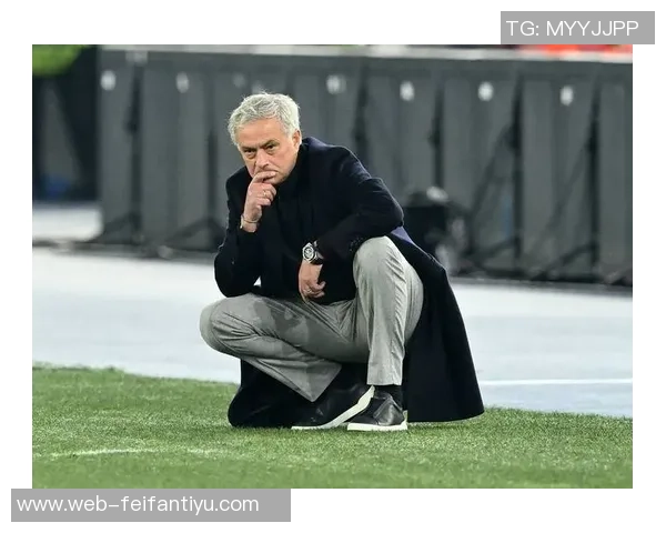 穆里尼奥反击记者提问直言想知道你收入为何不愿透露我的