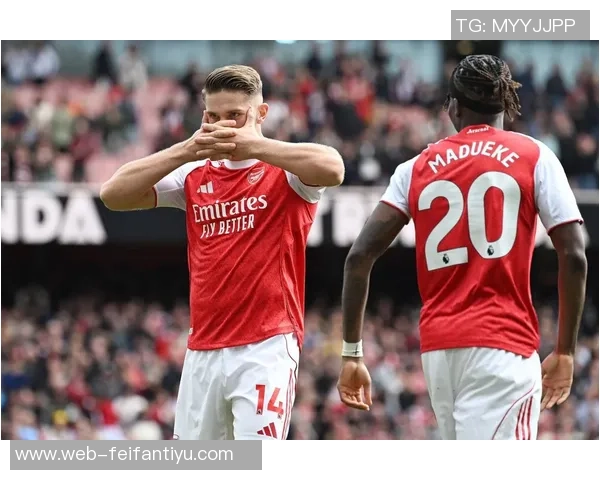 10轮9球身价1200万巴萨更应关注性价比高的帕尼切利